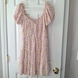 Hollister Pastel Floral Babydoll Tiered Mini Dress Milkmaid Coquette Lined Sz L